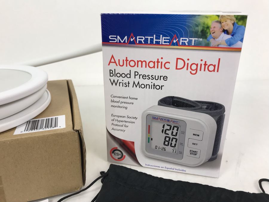 New Joy Mangano Handy Hook Mirror And New Automatic Digital Blood Pressure Wrist Monitor [Photo 4]