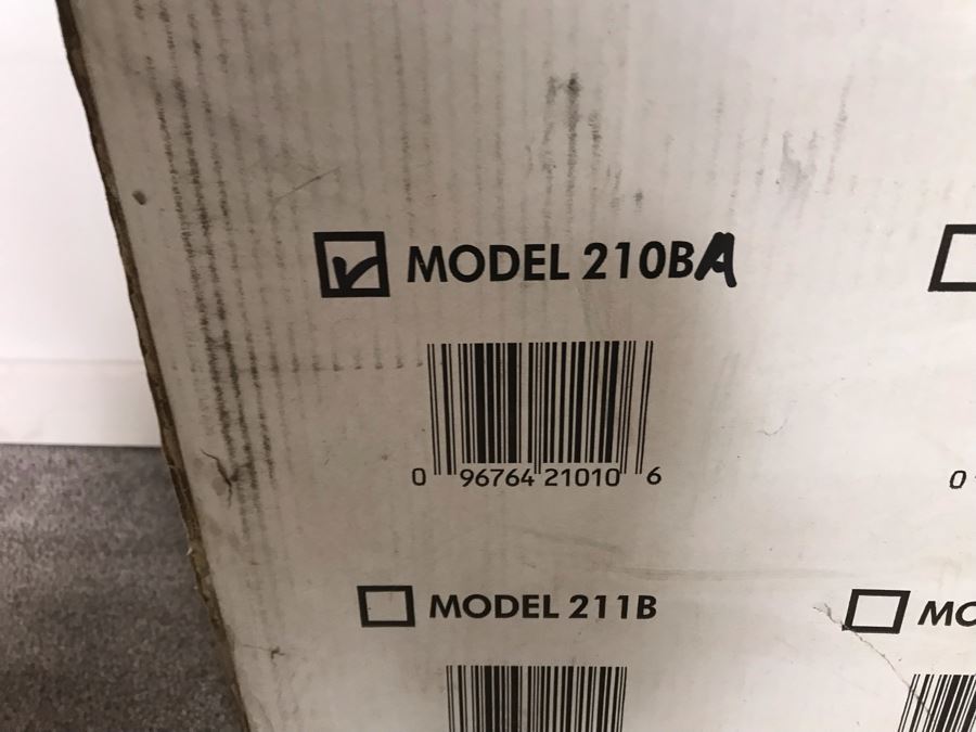 New Little Giant Step Ladder Model 210BA By Wing Enterprises [Photo 5]