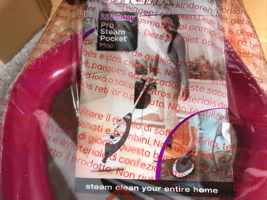 New Shark Lift Away Professional Steam Pocket Mop With Attachments In Fuschia Retails $129 [Photo 5]