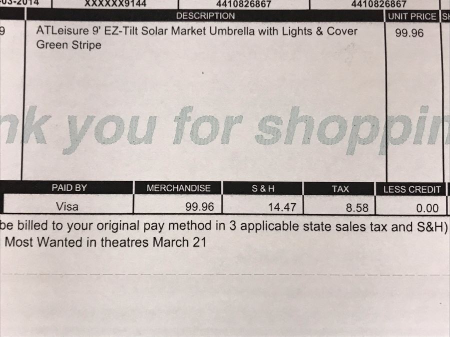 New ATLeisure 9' EZ-Tilt Solar Market Umbrella With Lights & Cover Green Strip Retails $99 [Photo 4]