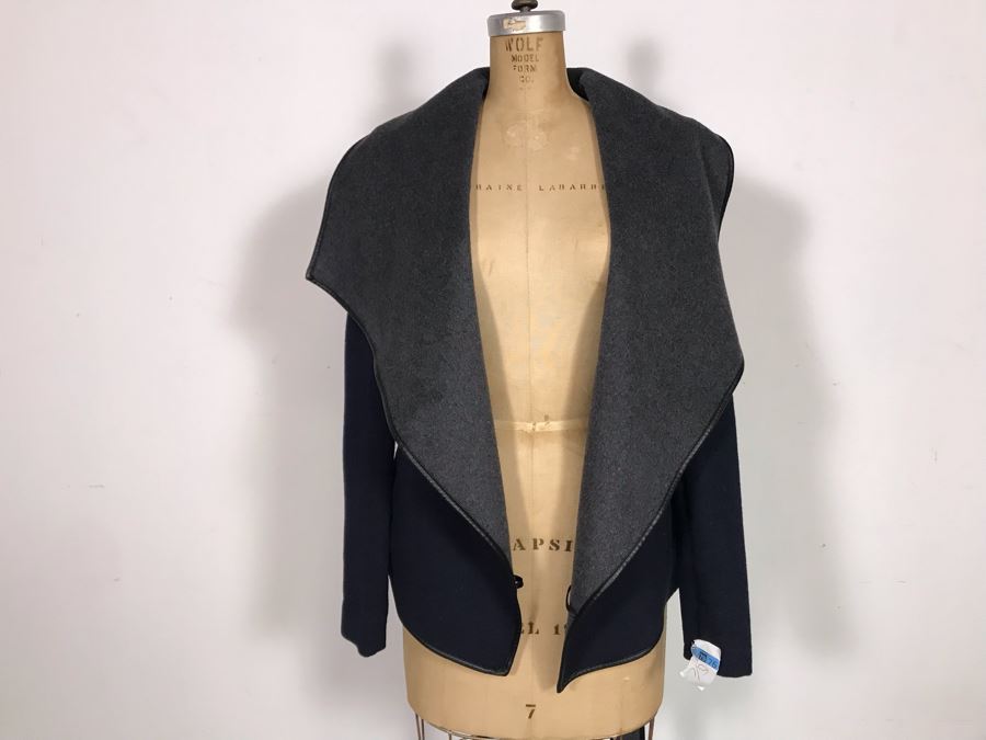 New BCBGMaxazria Jacket Size XXS [Photo 3]