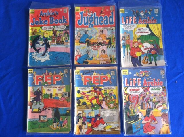 214 Comic Book Lot Mostly From 1960s [Photo 26]