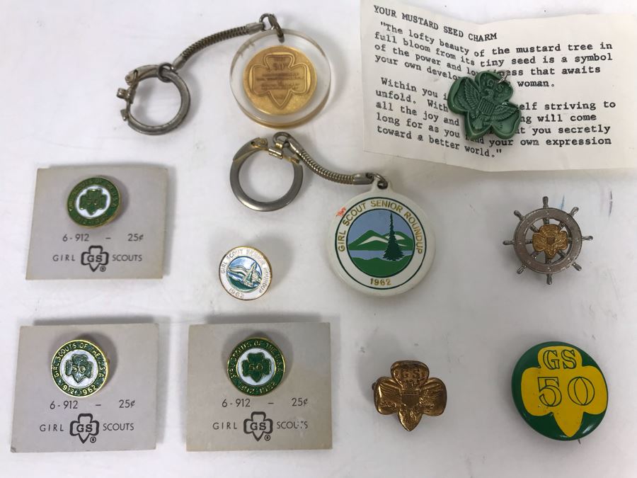 Various 1960s Girl Scout Pins, Buttons, Charms And Keychains [Photo 3]