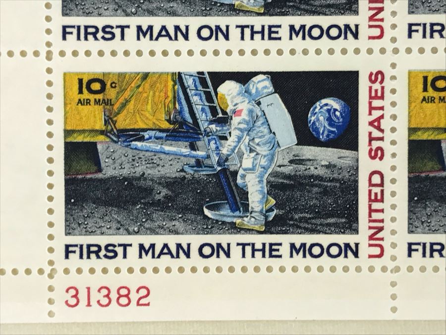 Vintage 10c United States Space Stamps: First Man On The Man United States [Photo 4]