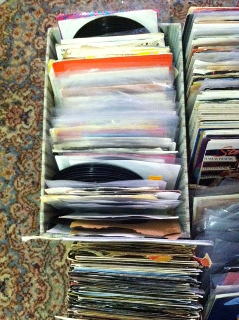 620 45's Record Lot [Photo 2]