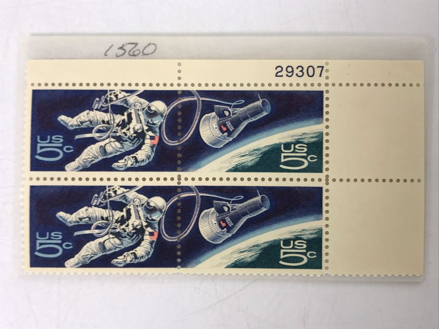 Vintage 5c Space Stamps 1967 Gemini 4 Spacewalk [Photo 2]