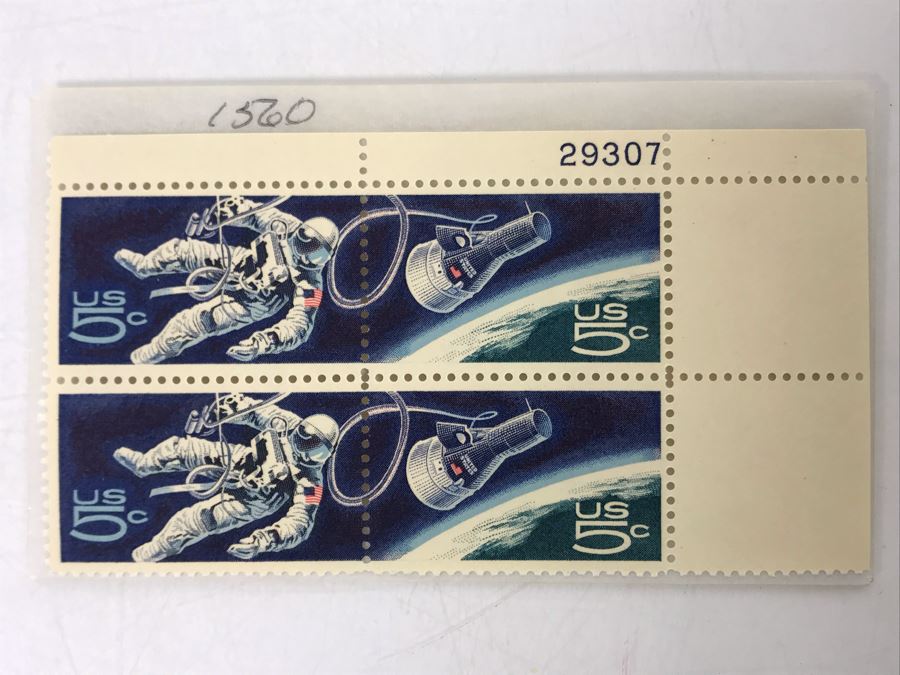Vintage 5c Space Stamps 1967 Gemini 4 Spacewalk [Photo 3]