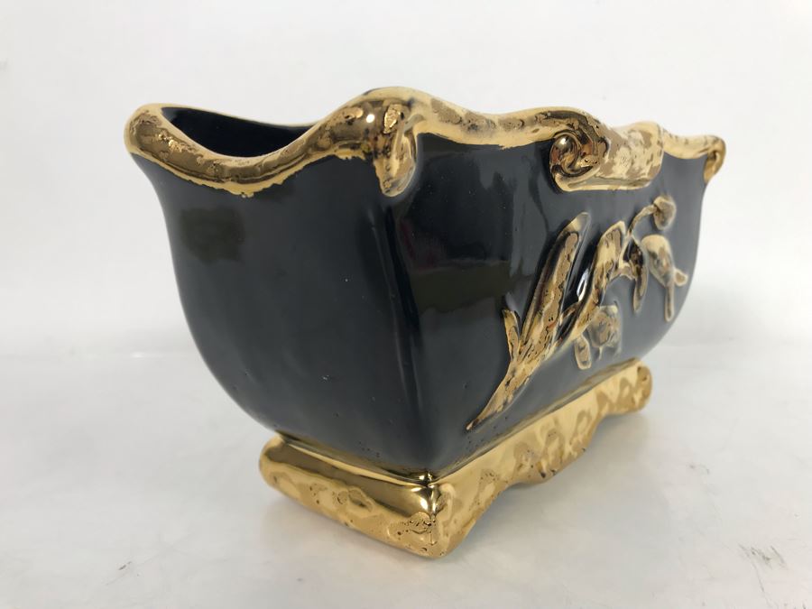 24KT Gold Painted Ceramic Planter 9W X 3D X 4.5H [Photo 5]