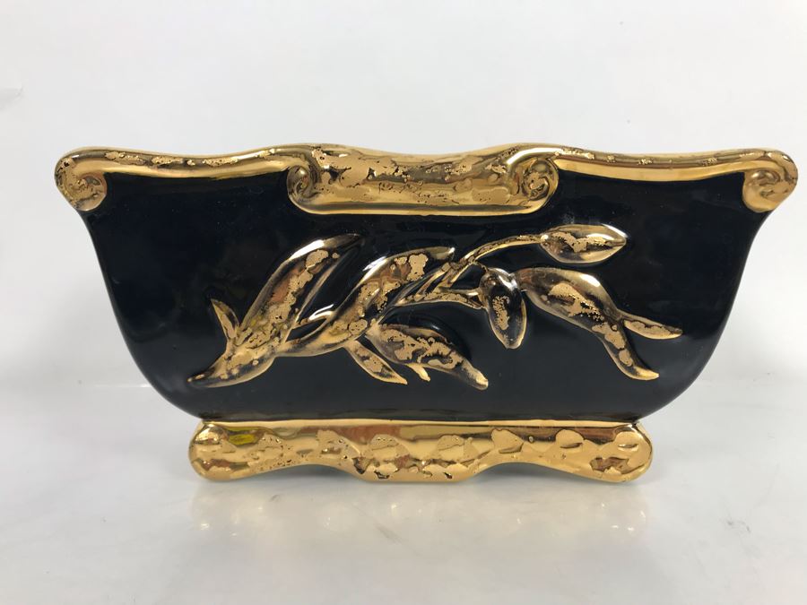 24KT Gold Painted Ceramic Planter 9W X 3D X 4.5H [Photo 2]