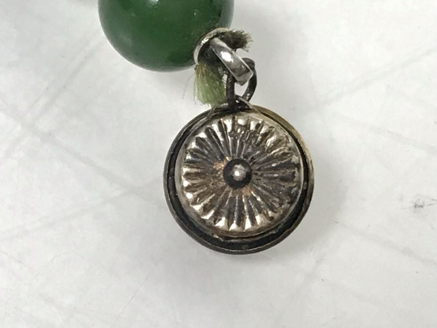 Vintage Jade Jadeite Beaded Necklace With Sterling Silver Clasp 18L [Photo 7]