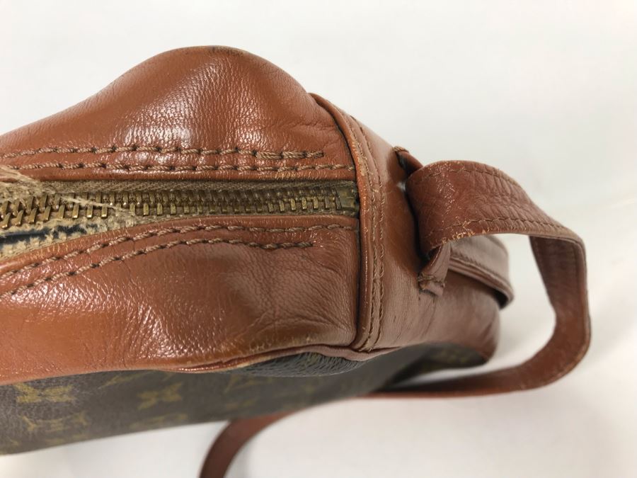Vintage Louis Vuitton LV Handbag - Notice Damaged Zipper Shown In Photos 14W X 11H [Photo 6]