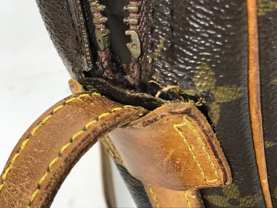 Vintage Louis Vuitton LV Handbag - Notice Damage Shown In 2nd & 3rd Photos [Photo 10]