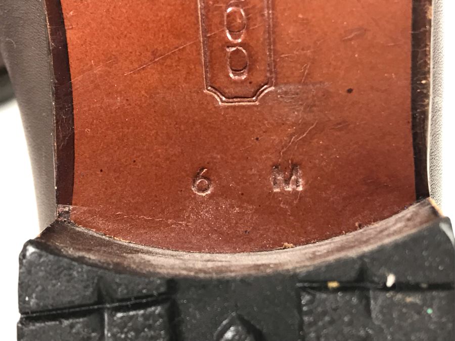 Coach Leather Shoes Size 6 M [Photo 7]