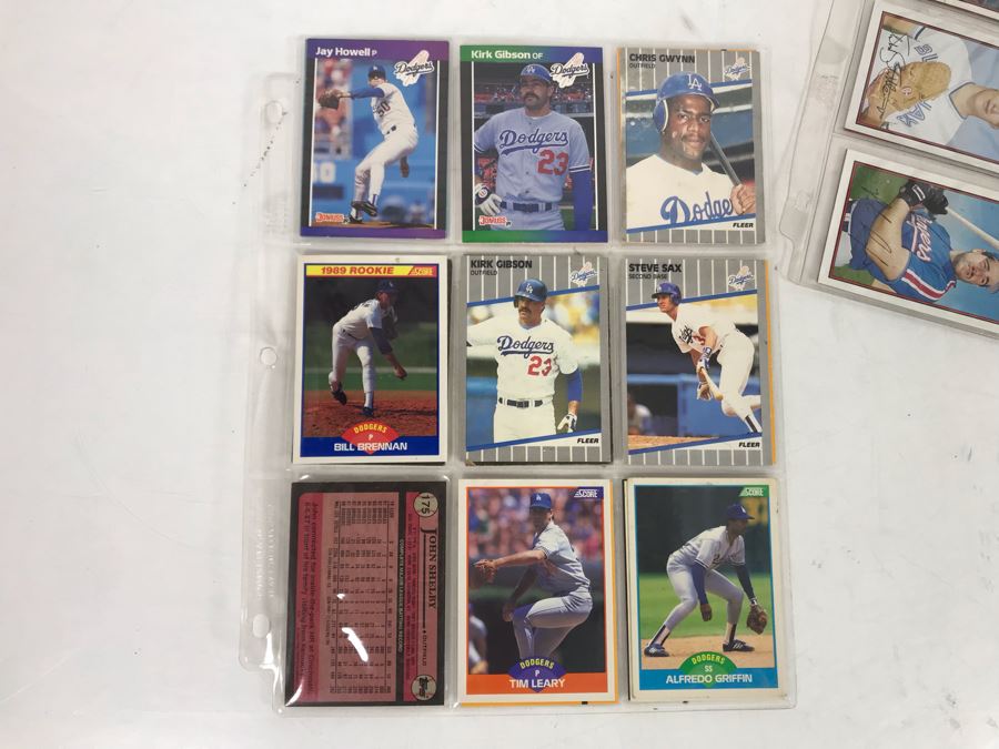 Assorted Baseball Cards Collection - See Photos [Photo 22]