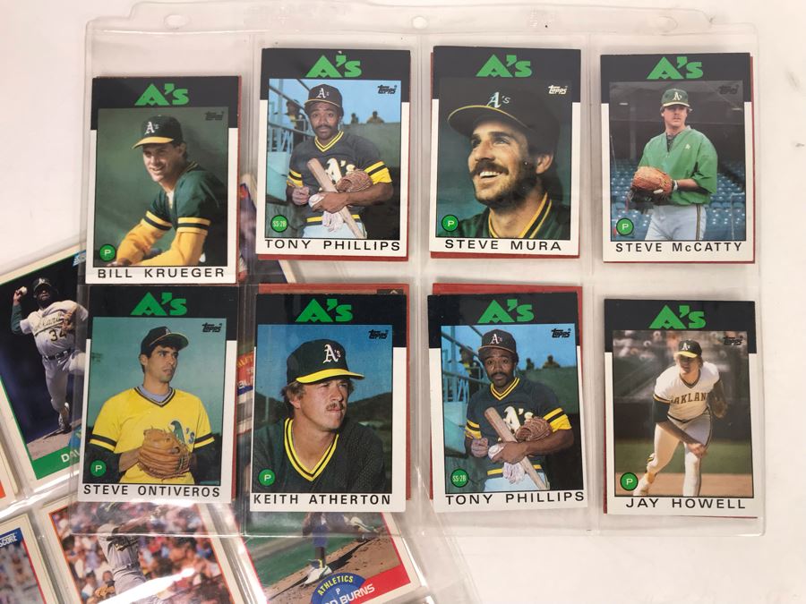 Assorted Baseball Cards Collection - See Photos [Photo 19]