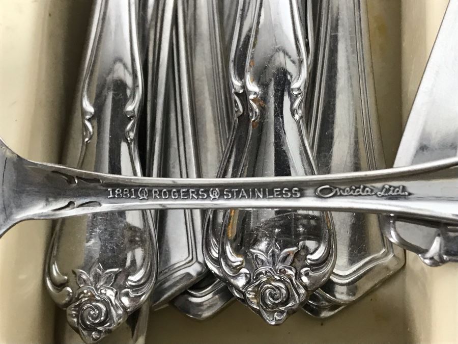 Stainless Steel Flatware Sets Mainly Oneida [Photo 8]