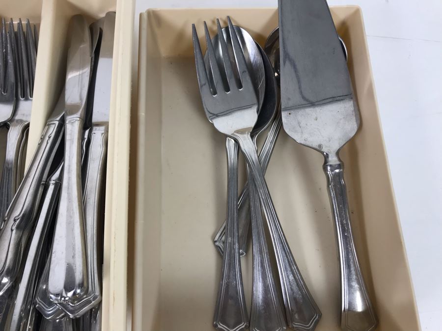 Stainless Steel Flatware Sets Mainly Oneida [Photo 6]