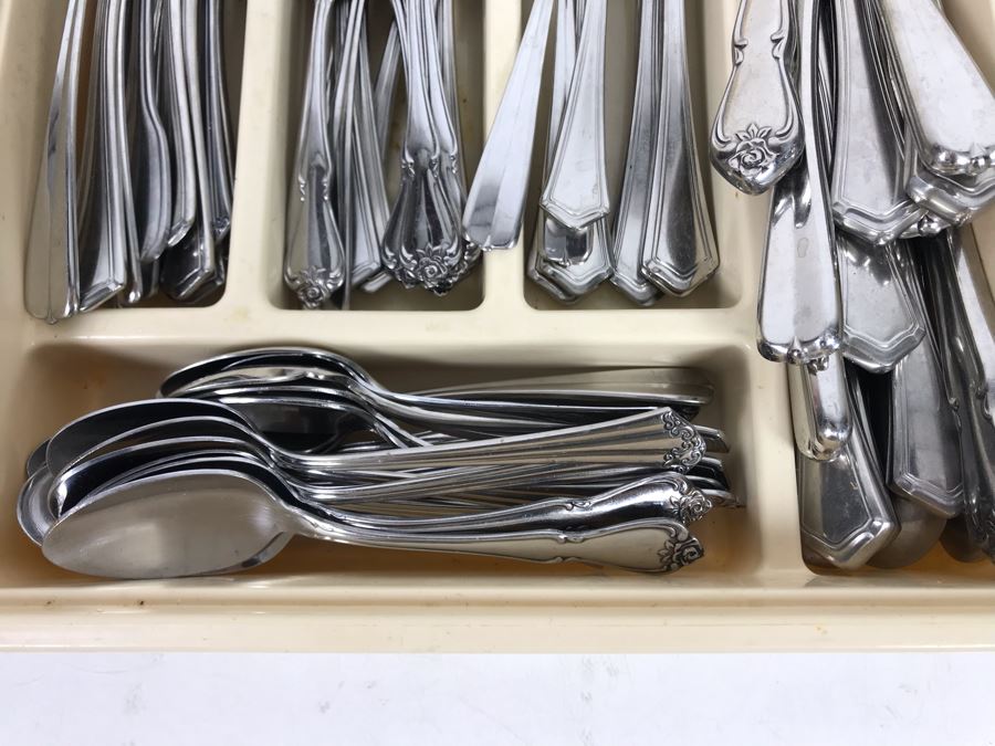 Stainless Steel Flatware Sets Mainly Oneida [Photo 4]