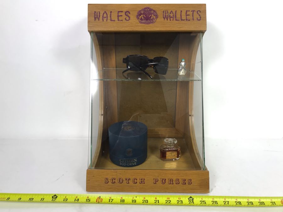 Original English Wales Wallets Scotch Purses Mercantile Store Countertop Display Case (Right Side Glass Has A Crack - Doesn't Include Items In Case) 11.5W X 10.5D X 16.5H [Photo 3]