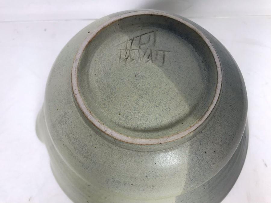 Vintage Signed Hawaiian Pottery Bowl 8.5W X 4.5H [Photo 9]