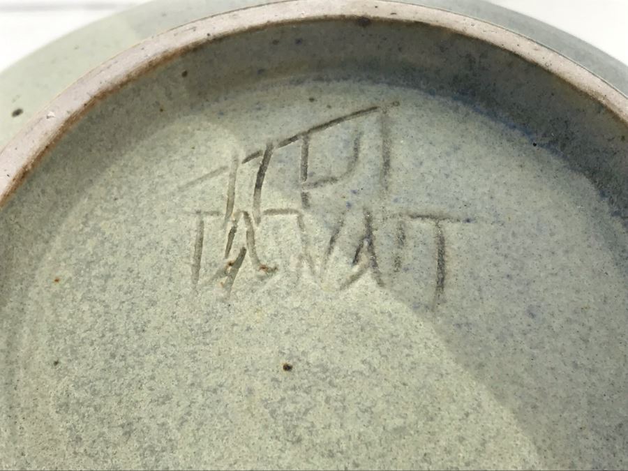 Vintage Signed Hawaiian Pottery Bowl 8.5W X 4.5H [Photo 10]