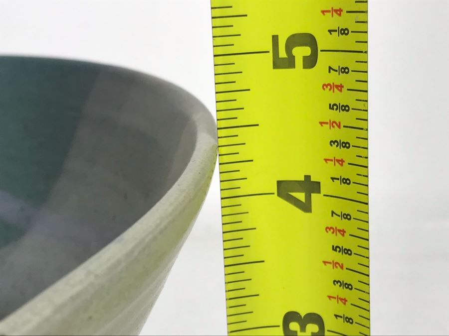 Vintage Signed Hawaiian Pottery Bowl 8.5W X 4.5H [Photo 12]