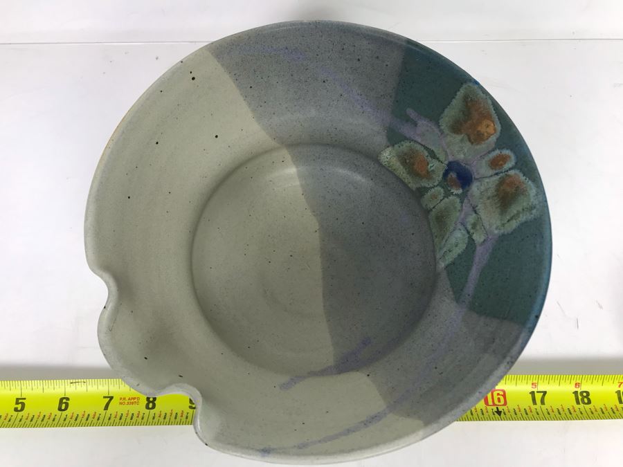 Vintage Signed Hawaiian Pottery Bowl 8.5W X 4.5H [Photo 8]