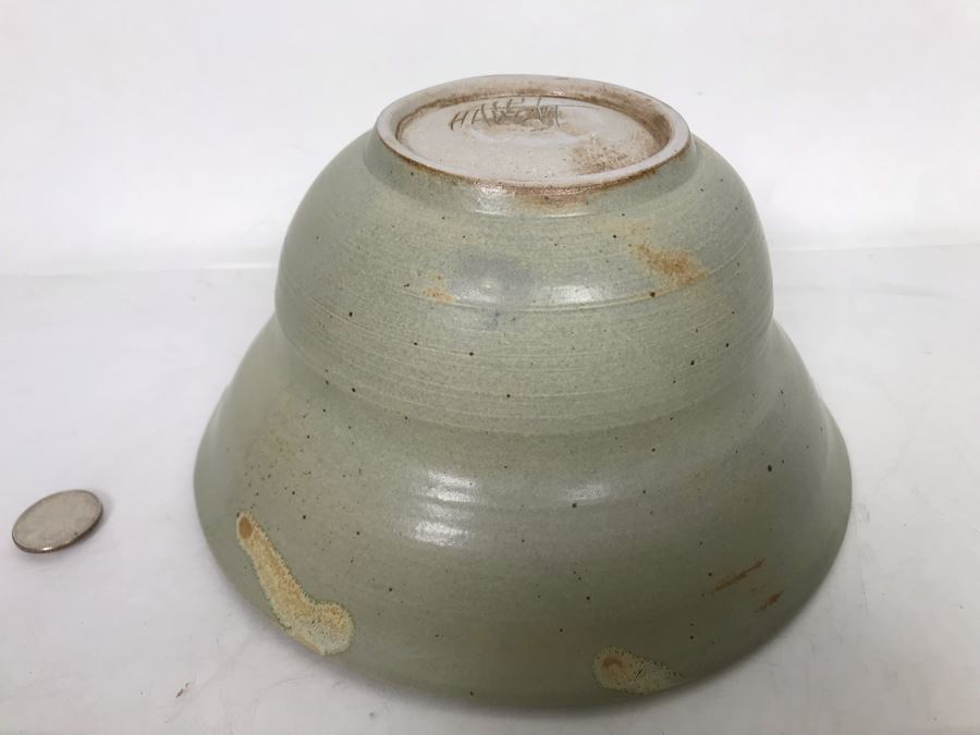 Vintage Signed Hawaiian Pottery Bowl 8W X 4H [Photo 7]