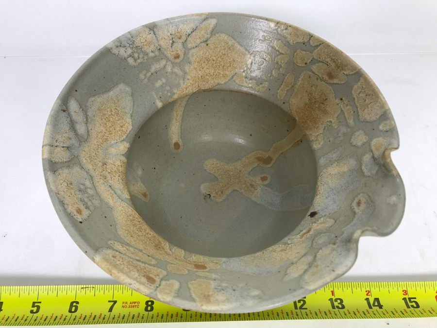 Vintage Signed Hawaiian Pottery Bowl 8W X 4H [Photo 4]