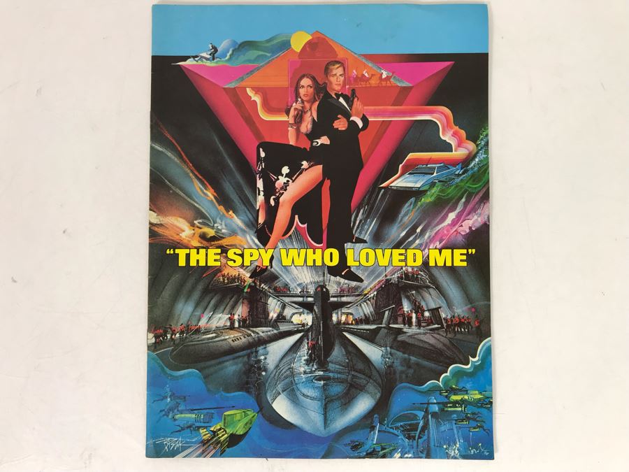 Original James Bond The Spy Who Loved Me Movie Program [Photo 1]