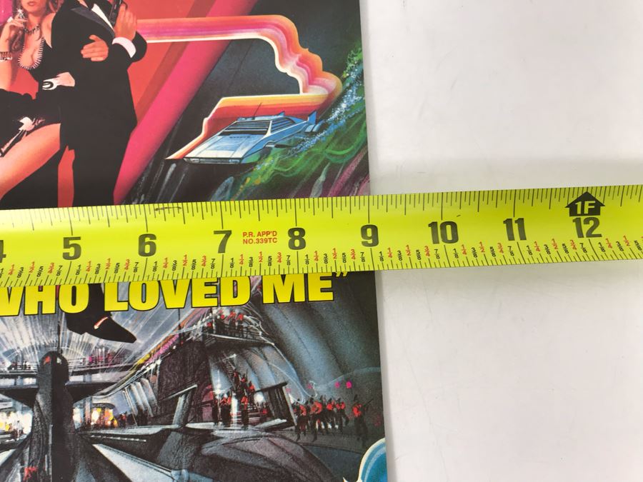 Original James Bond The Spy Who Loved Me Movie Program [Photo 10]