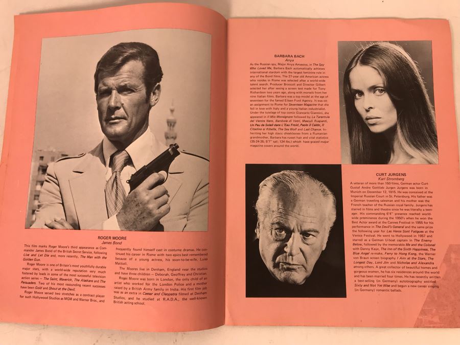 Original James Bond The Spy Who Loved Me Movie Program [Photo 5]