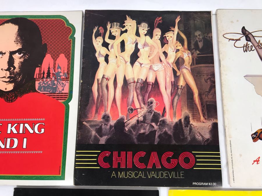 Collection Of Five Theatre Programs: The King And I, Chicago, The Best Little Whorehouse In Texas, Cats, Neil Simon's California Suite [Photo 6]