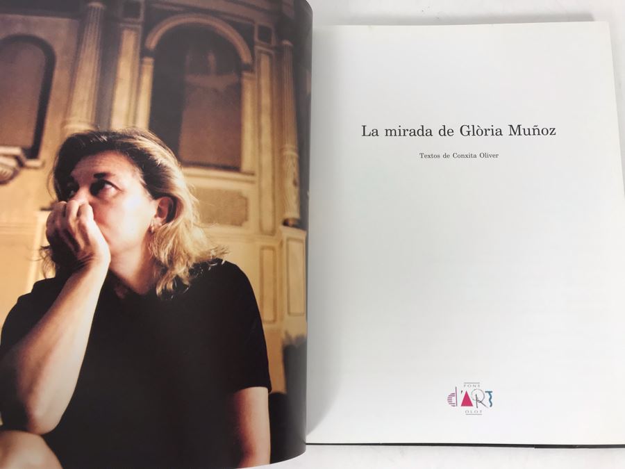 Gloria Munoz Artist Book [Photo 2]