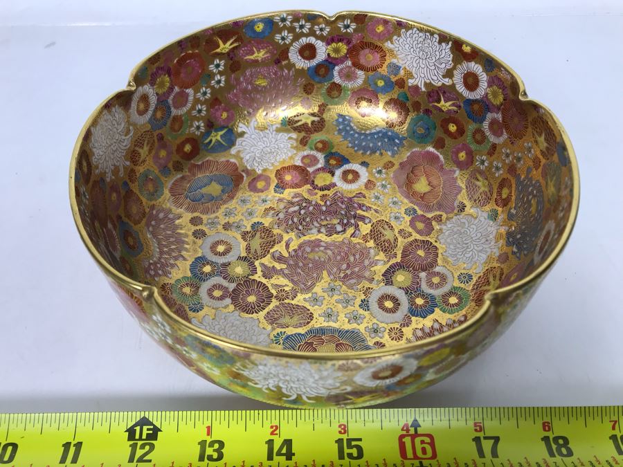 Stunning Signed Hand Painted Japanese Imari Porcelain Bowl [Photo 3]