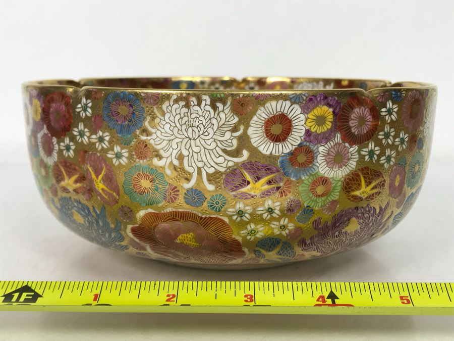 Stunning Signed Hand Painted Japanese Imari Porcelain Bowl [Photo 10]