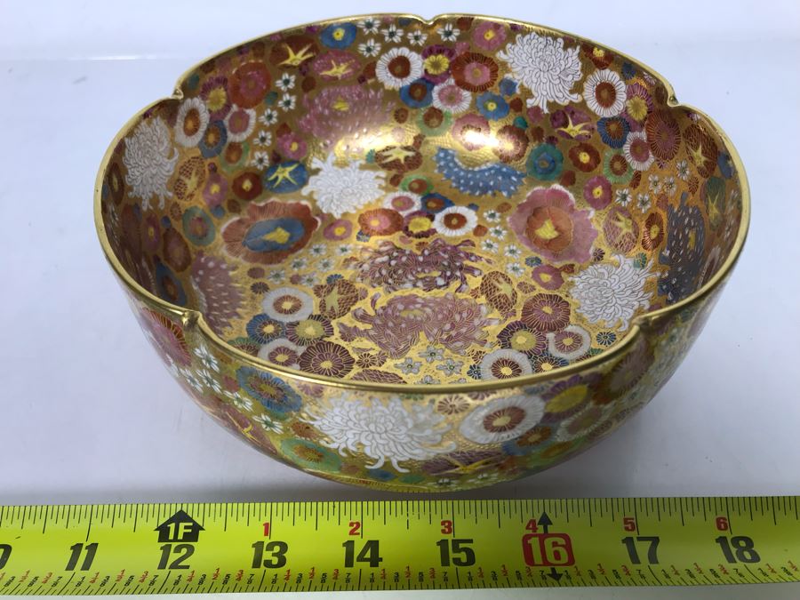 Stunning Signed Hand Painted Japanese Imari Porcelain Bowl [Photo 2]