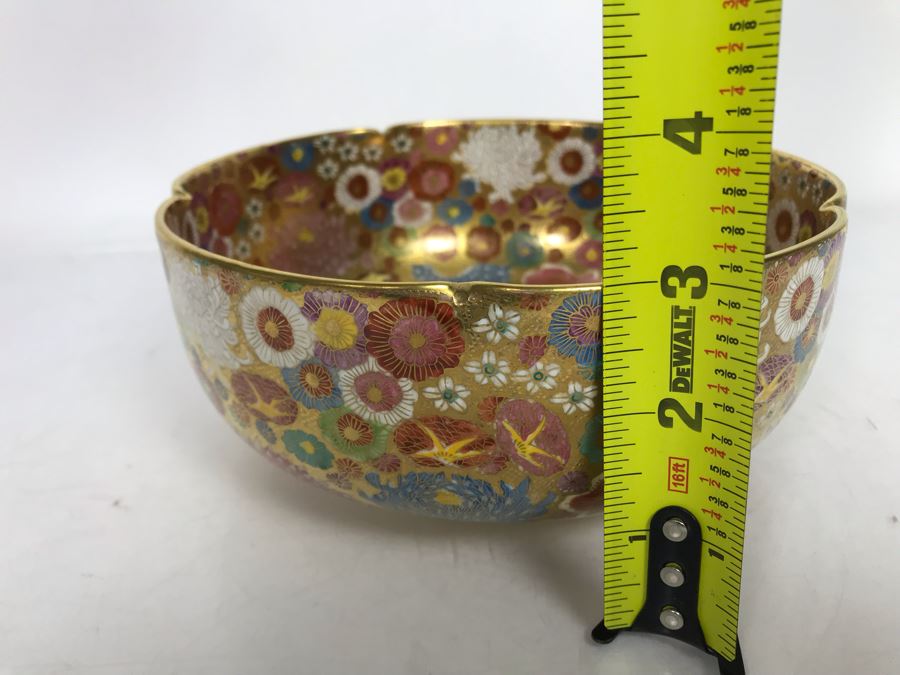 Stunning Signed Hand Painted Japanese Imari Porcelain Bowl [Photo 17]