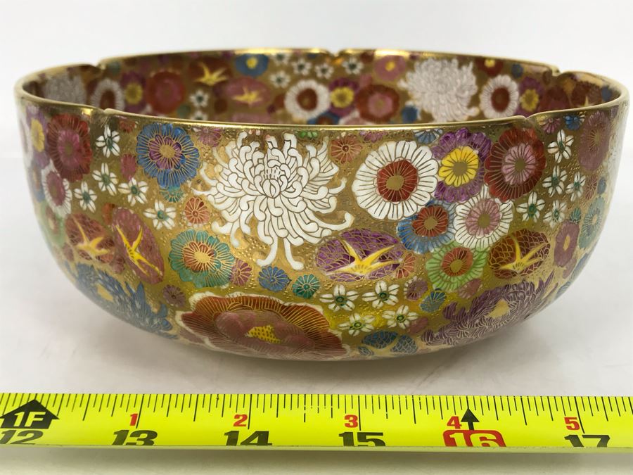 Stunning Signed Hand Painted Japanese Imari Porcelain Bowl [Photo 11]