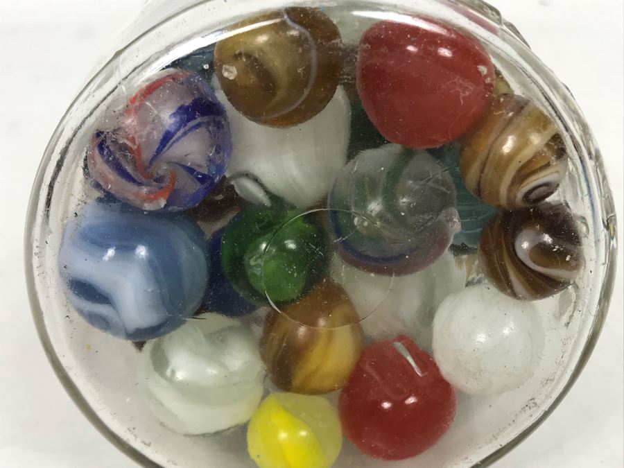 Old Atlas E-Z Seal Glass Jar Filled With Some Good Old Glass Marbles - See Photos [Photo 20]