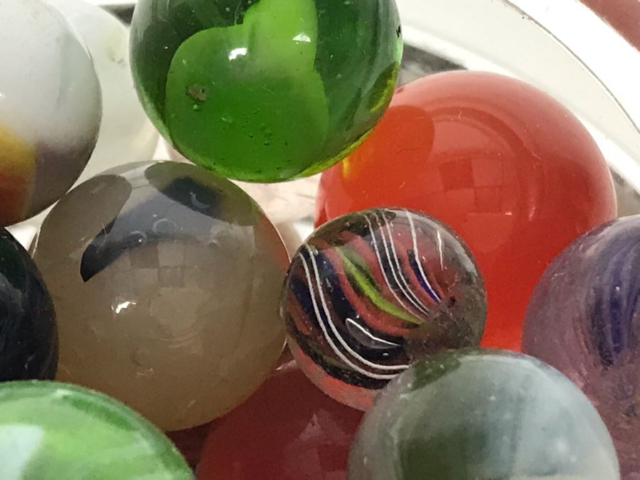 Old Atlas E-Z Seal Glass Jar Filled With Some Good Old Glass Marbles - See Photos [Photo 14]