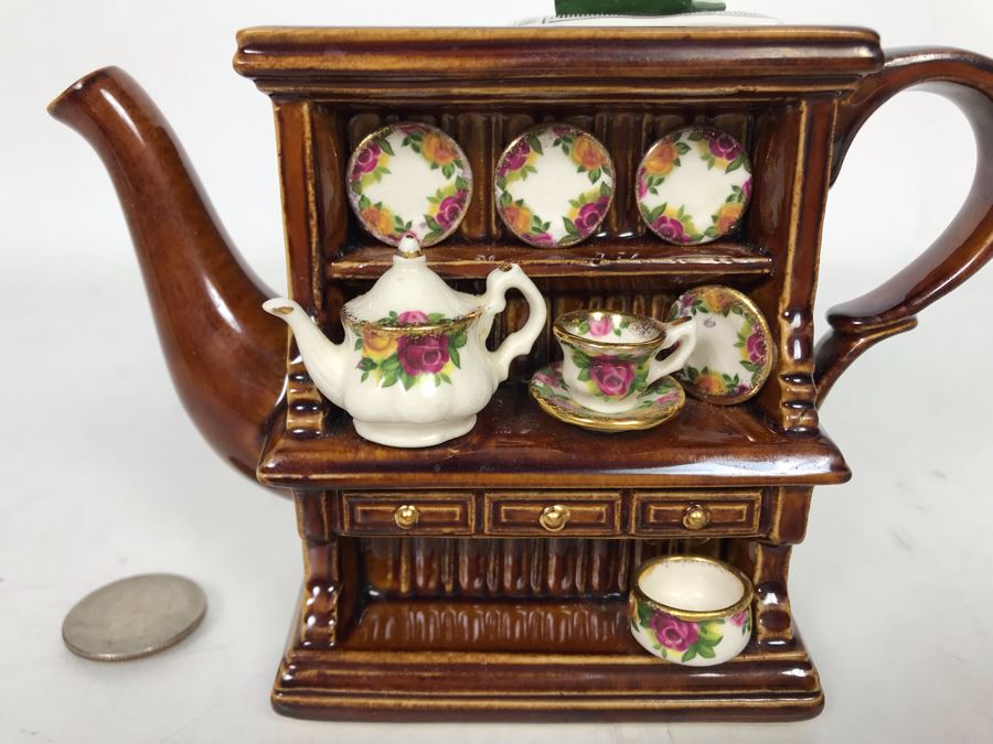 Cardew Designs Teapot OCR Welsh Dresser Featuring Old Country Roses Royal Albert China With Original Royal Doulton Tag 5.5W X 2.5D X 4.5H [Photo 3]