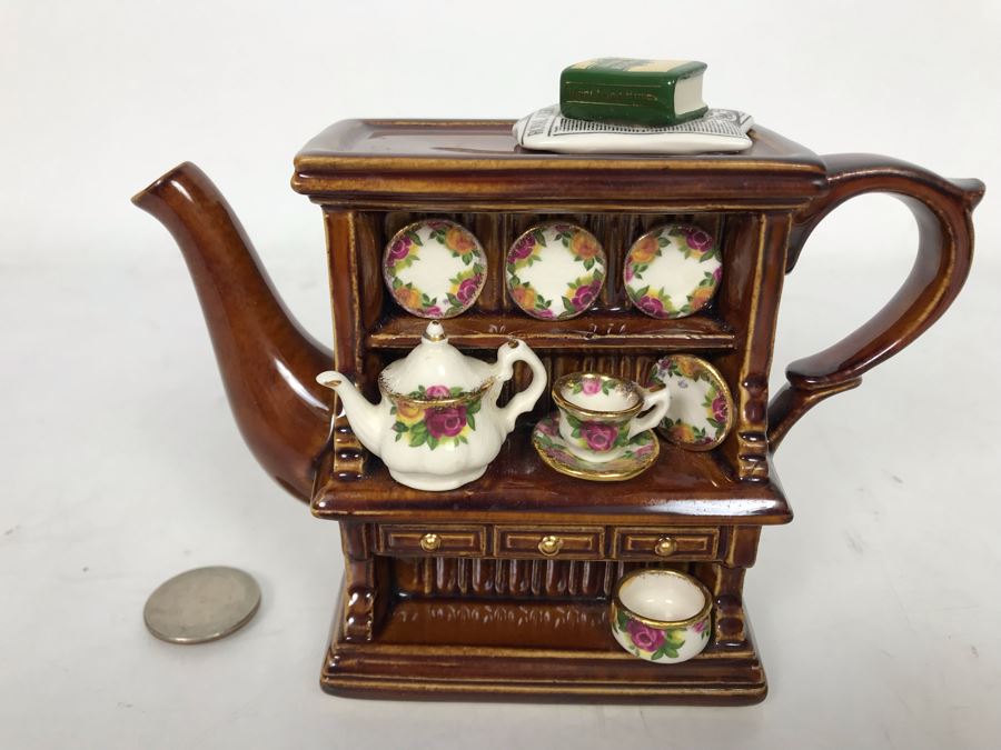 Cardew Designs Teapot OCR Welsh Dresser Featuring Old Country Roses Royal Albert China With Original Royal Doulton Tag 5.5W X 2.5D X 4.5H [Photo 1]
