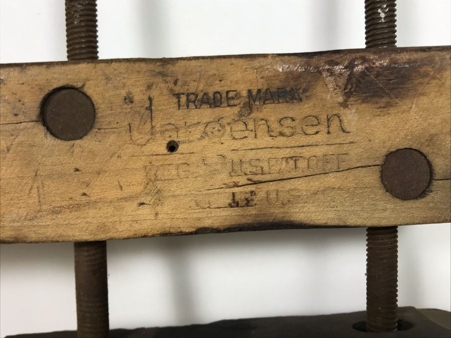 Pair Of Vintage Wooden Clamps [Photo 4]