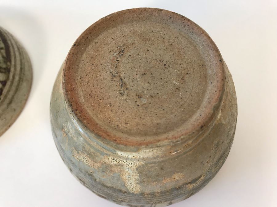 Vintage Lidded Pottery Jar 4W X 4.5H [Photo 11]