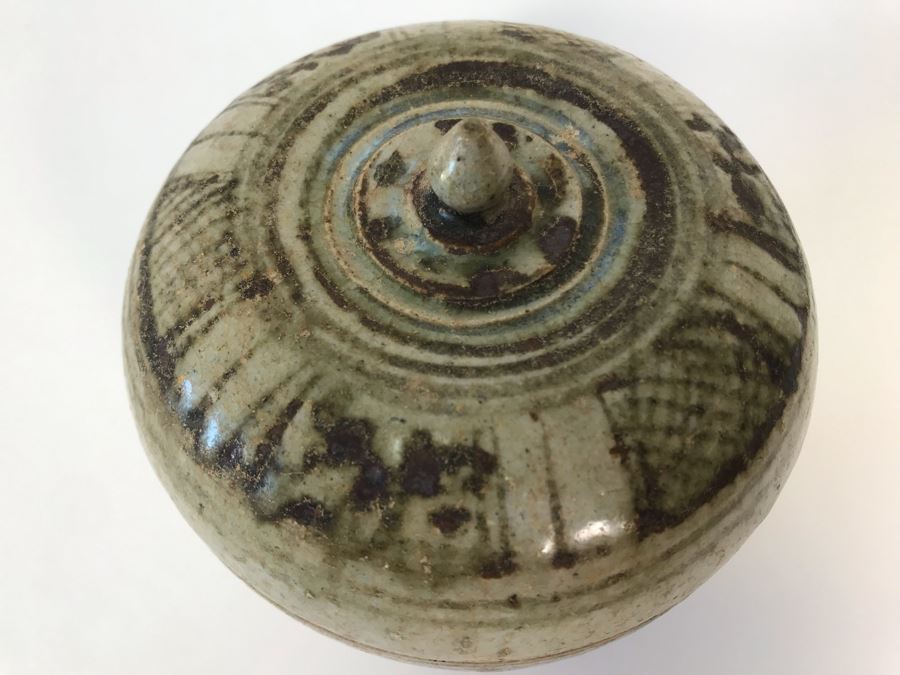 Vintage Lidded Pottery Jar 4W X 4.5H [Photo 9]
