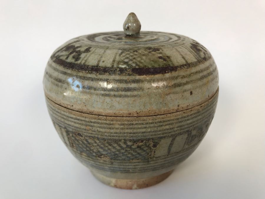 Vintage Lidded Pottery Jar 4W X 4.5H [Photo 3]