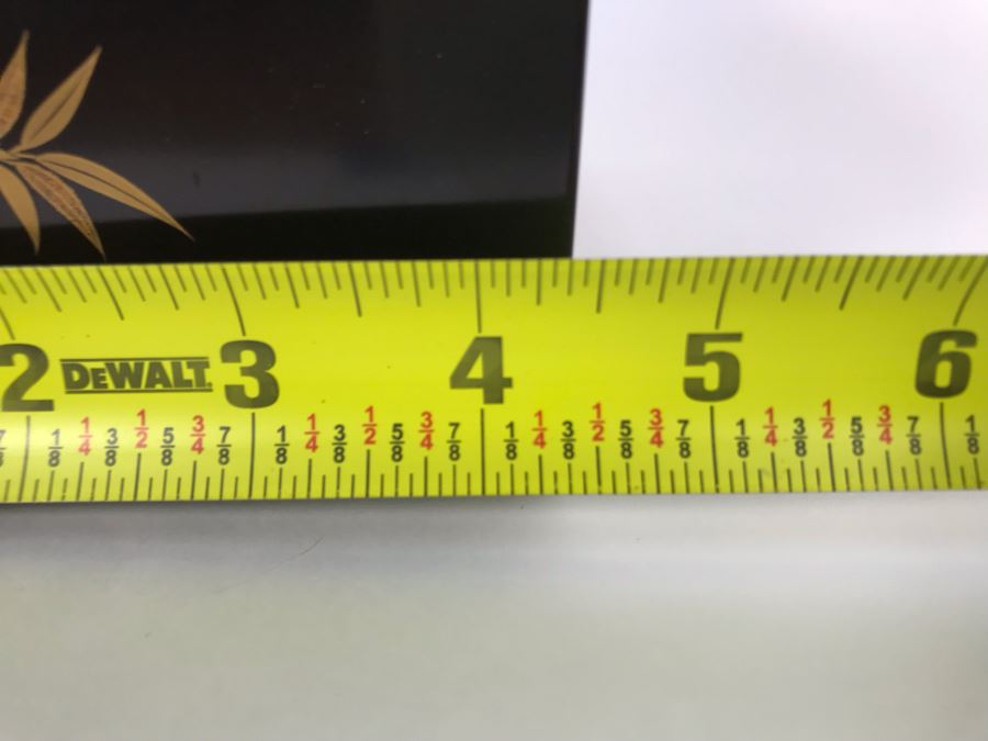 Asian Lacquer Box With Tray 7.25W X 4.5D X 5H [Photo 17]