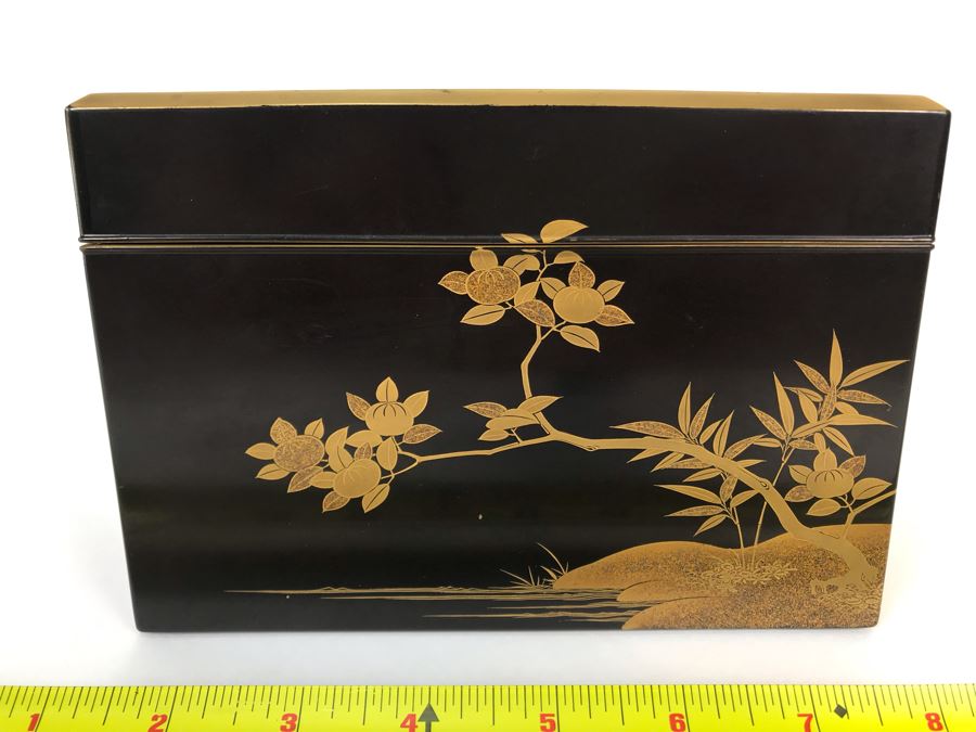 Asian Lacquer Box With Tray 7.25W X 4.5D X 5H [Photo 3]