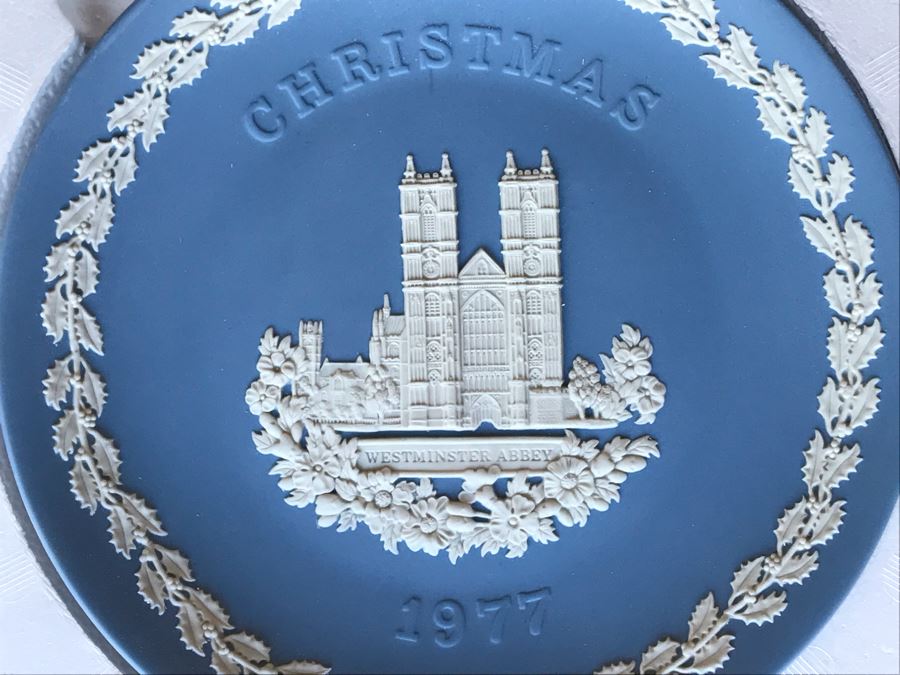 Set Of Nine Wedgwood Christmas Plates From 1970-1978 With Original Boxes [Photo 10]